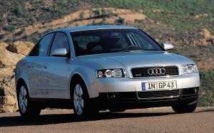 Audi A4 2.5 TDI Quattro Sedan 2000 года